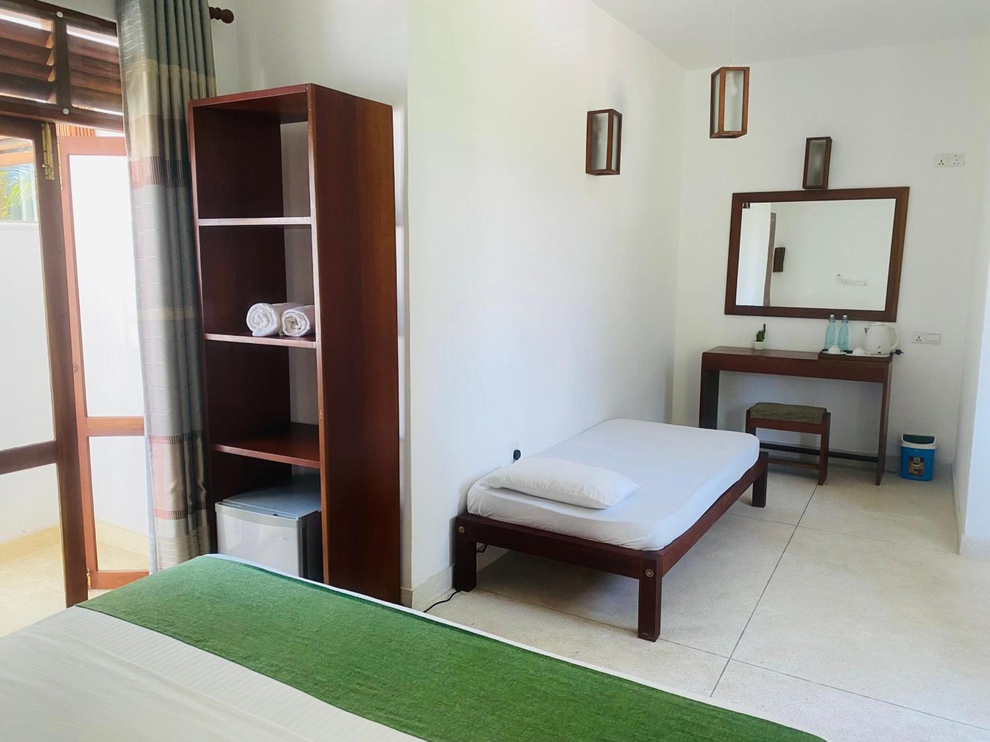 Bienvenido Cozy Madiha Hotel Matara Exterior foto